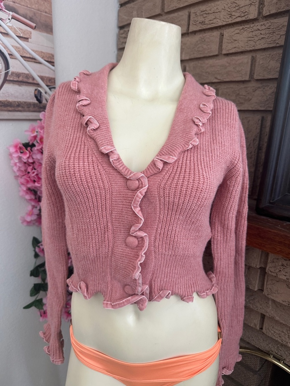 70F/21C Dusty Rose Ruffle-Trim Knit Cardigan